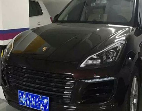 حادثة طريفة.. فتاة تترك حبيبها بسبب "بورش" صينية حادثة طريفة.. فتاة تترك حبيبها بسبب "بورش" صينية