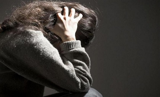 سحل فتاة اختلت بخطيبها في شقتها بمصر سحل فتاة اختلت بخطيبها في شقتها بمصر