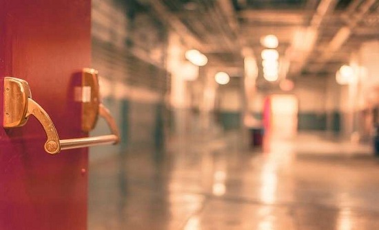 فاعل خير يتكفل بعلاج فنانة عربية مشهورة! فاعل خير يتكفل بعلاج فنانة عربية مشهورة!