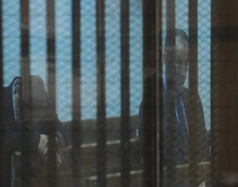 مصر :تقرر حبس علاء وجمال مبارك ونجل هيكل بـ"التلاعب بالبورصة مصر :تقرر حبس علاء وجمال مبارك ونجل هيكل بـ"التلاعب بالبورصة