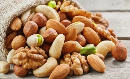 المكسرات ضارة للجسم إذا لم نفعل هذا الأمر قبل تناولها المكسرات ضارة للجسم إذا لم نفعل هذا الأمر قبل تناولها