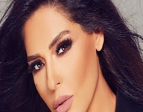 مذيعة "ال بي سي" بالشورت ومن دون ماكياج.. شاهدوا كيف بدت مذيعة "ال بي سي" بالشورت ومن دون ماكياج.. شاهدوا كيف بدت