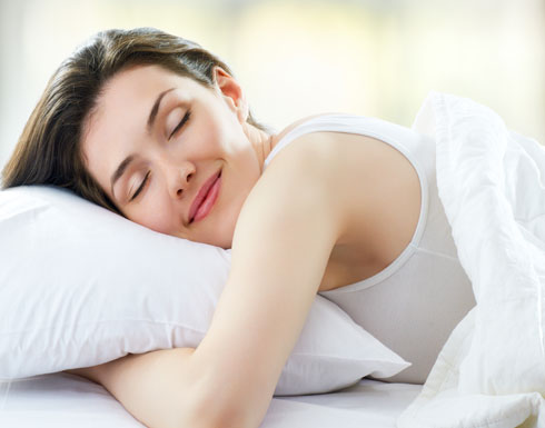 لهذا السبب نتكلّم أثناء نومنا وهذا هو العلاج.. لهذا السبب نتكلّم أثناء نومنا وهذا هو العلاج..