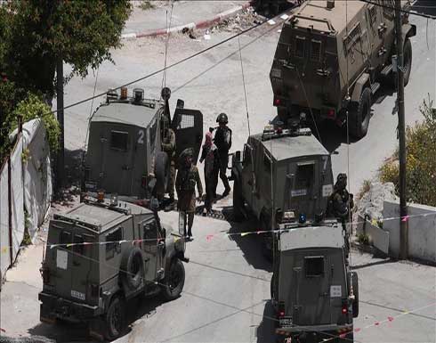 الضفة.. إصابة طفلة خلال اقتحام جيش الاحتلال منزلا فلسطينيا الضفة.. إصابة طفلة خلال اقتحام جيش الاحتلال منزلا فلسطينيا