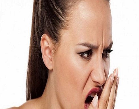 ما الذي يعنيه وجود مذاق معدني في فمك ؟ ما الذي يعنيه وجود مذاق معدني في فمك ؟