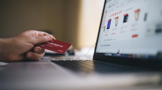 9 نصائح بسيطة لتصفح آمن للإنترنت خلال العطلات 9 نصائح بسيطة لتصفح آمن للإنترنت خلال العطلات