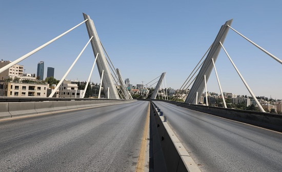 صور : شاهد صورا متفرقة من حظر عمان والزرقاء الجمعة