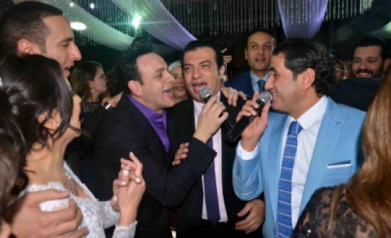 نجوم الغناء يشاركون محمد نور فرحته بزفاف شقيقه نجوم الغناء يشاركون محمد نور فرحته بزفاف شقيقه