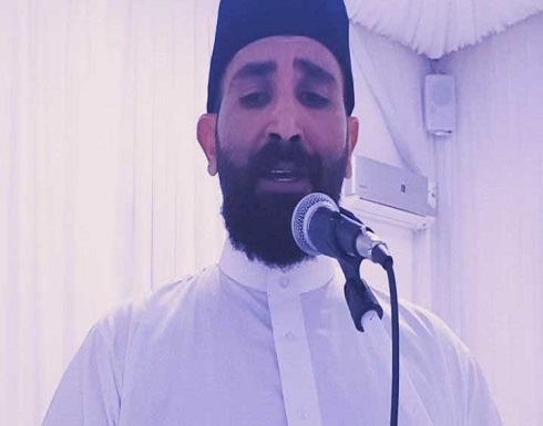 بالفيديو: أحمد سعد يثير الجدل مرة جديدة بتلاوته للقران بالفيديو: أحمد سعد يثير الجدل مرة جديدة بتلاوته للقران