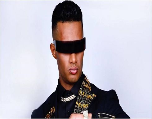“شاهد” محمد رمضان مع والده في أحدث ظهور.. والجمهور يعلق:نسخة طبق الأصل “شاهد” محمد رمضان مع والده في أحدث ظهور.. والجمهور يعلق:نسخة طبق الأصل