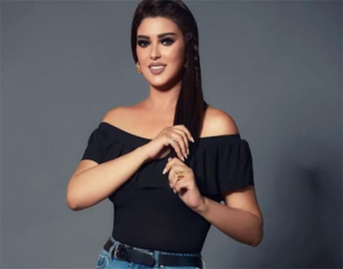 شاهد : أبنة فيفي عبده تخطف الأنظار في أحدث ظهور شاهد : أبنة فيفي عبده تخطف الأنظار في أحدث ظهور
