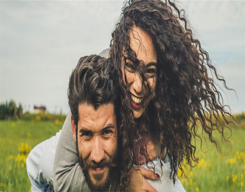 5 تصرفات قد يفعلها حبيبكِ وتثبت لك حبه الصادق 5 تصرفات قد يفعلها حبيبكِ وتثبت لك حبه الصادق
