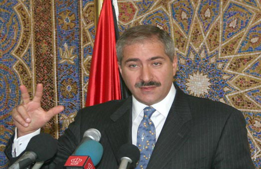 وزير الخارجية الأردني ينقل رسالة من الملك إلى الرئيس الفلسطيني