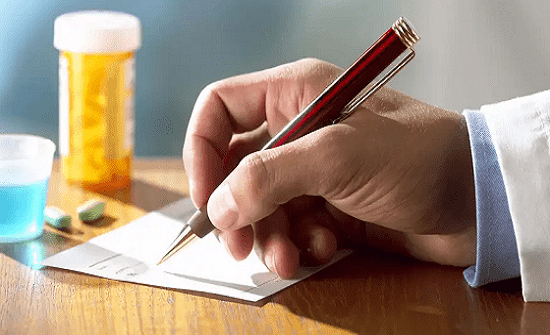 تعرف لماذا خط الأطباء غير مفهوم تعرف لماذا خط الأطباء غير مفهوم