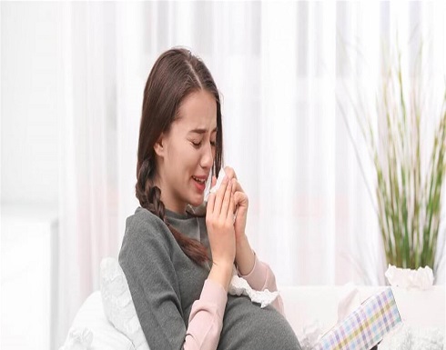 كثرة البكاء أثناء الحمل.. قد يؤثر على الجنين كثرة البكاء أثناء الحمل.. قد يؤثر على الجنين