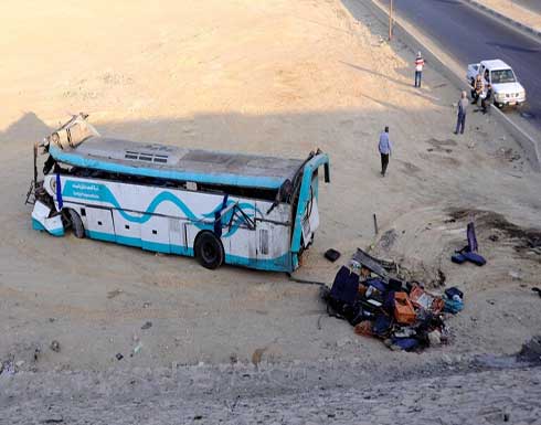 مصر : مصرع 19 شخصا في تصادم سيارة نقل بحافلة على الطريق الأوسطي مصر : مصرع 19 شخصا في تصادم سيارة نقل بحافلة على الطريق الأوسطي