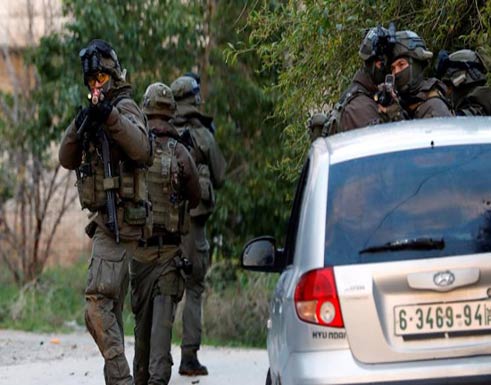 الاحتلال يفشل باعتقال فلسطيني متهم بقتل مستوطن الاحتلال يفشل باعتقال فلسطيني متهم بقتل مستوطن