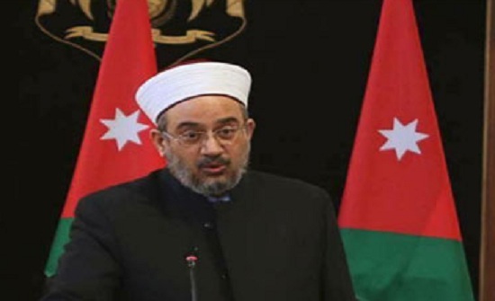 الاوقاف: استثناء ابناء غزة وحملة الجوازات المؤقتة من قرار انهاء خدمات العاملين بالوزارة من غير الاردنيين الاوقاف: استثناء ابناء غزة وحملة الجوازات المؤقتة من قرار انهاء خدمات العاملين بالوزارة من غير الاردنيين