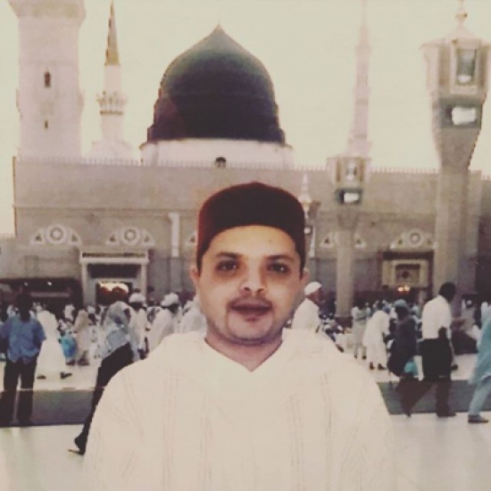 محمد هنيدي… “عند النبي”! محمد هنيدي… “عند النبي”!