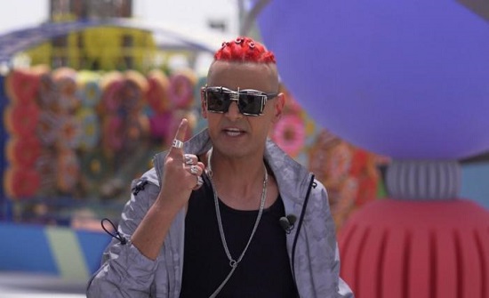 حذاء حمو بيكا يضع رامز جلال في ورطة حذاء حمو بيكا يضع رامز جلال في ورطة