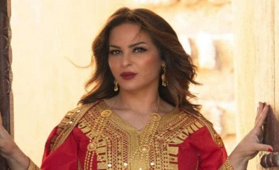 منى السابر تتعرض لانتقادات بعد أحدث ظهور لها.. والجمهور “هذا شكل وحده عليها قضية” منى السابر تتعرض لانتقادات بعد أحدث ظهور لها.. والجمهور “هذا شكل وحده عليها قضية”
