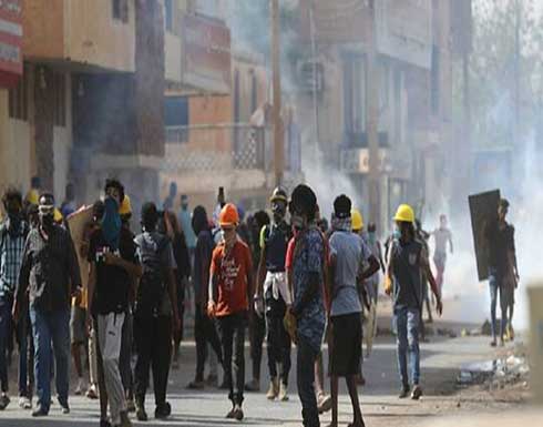 السودان.. مقتل متظاهر في احتجاجات جديدة ضد "الانقلاب" السودان.. مقتل متظاهر في احتجاجات جديدة ضد "الانقلاب"