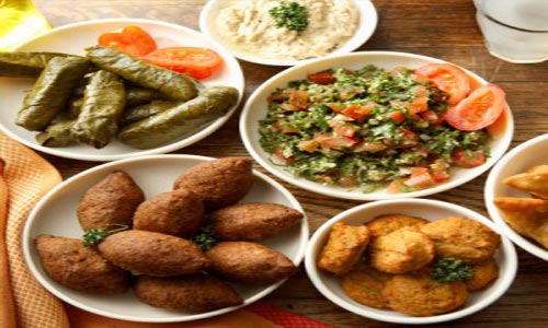 الأصول التاريخية لأشهر مأكولات البحر المتوسط