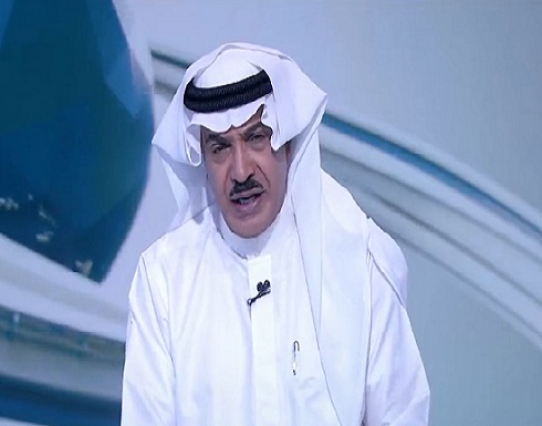 بالفيديو .. مذيع سعودي ينعى أستاذه بالدموع بالفيديو .. مذيع سعودي ينعى أستاذه بالدموع
