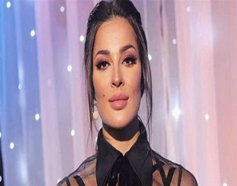 نادين نسيب نجيم تصدمُ مُتابعيها بلون شعرها.. وتُعلّق: أنا ما عرفت حالي! نادين نسيب نجيم تصدمُ مُتابعيها بلون شعرها.. وتُعلّق: أنا ما عرفت حالي!