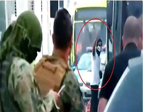 مسلح يحتجز 37 رهينة داخل حافلة بالبرازيل.. وفيديو يظهر لحظة قنصه مسلح يحتجز 37 رهينة داخل حافلة بالبرازيل.. وفيديو يظهر لحظة قنصه