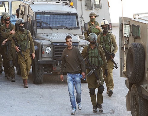 الاحتلال يعتقل فلسطينيين خلال اقتحام جنين الاحتلال يعتقل فلسطينيين خلال اقتحام جنين