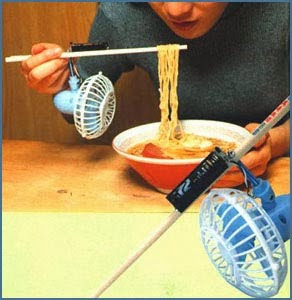 اختراع مضحك: مروحة لتبريد المعكرونة في اليابان