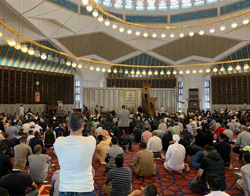 الاردن : إلغاء التباعد في المساجد مع الالتزام بارتداء الكمامة