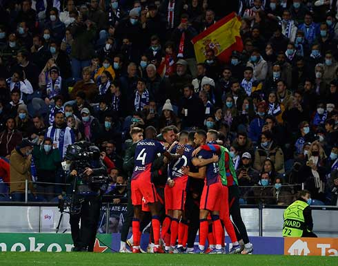 أتلتيكو مدريد يتأهل لدور ال 16 من دوري الأبطال بعد إقصاء بورتو أتلتيكو مدريد يتأهل لدور ال 16 من دوري الأبطال بعد إقصاء بورتو