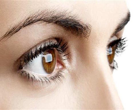 علاجات طبيعية لتوتر العيون بسبب الشاشات