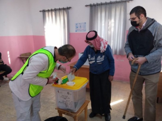النتائج الأولية للانتخابات في عدد من دوائر المملكة النتائج الأولية للانتخابات في عدد من دوائر المملكة