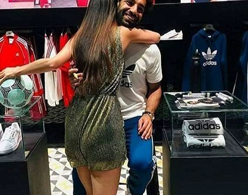 الموت يفجع فنانة شهيرة أثارت الجدل بصورها مع محمد صلاح الموت يفجع فنانة شهيرة أثارت الجدل بصورها مع محمد صلاح
