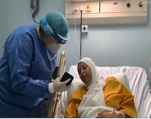 الأردن .. بالفيديو : الملك والملكة يهاتفان مصابة بكورونا وطبيبتها بعد نجاح عملية قيصرية لها الأردن .. بالفيديو : الملك والملكة يهاتفان مصابة بكورونا وطبيبتها بعد نجاح عملية قيصرية لها