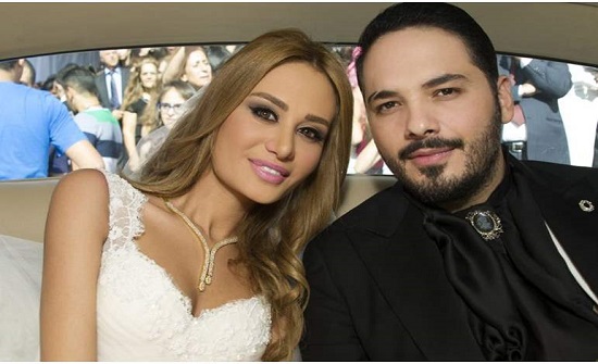 شاهد.. رامي عياش يشعل "السوشيال" بغسل قدمي والده شاهد.. رامي عياش يشعل "السوشيال" بغسل قدمي والده