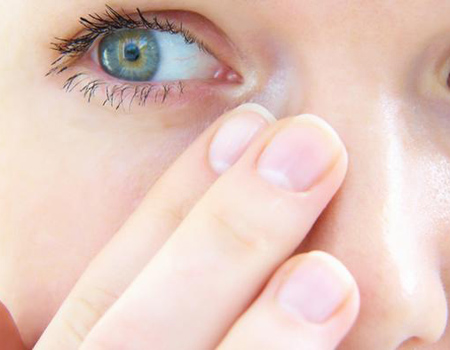 أسباب "العشى الليلي" وفرص علاجه