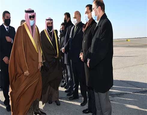 أمير الكويت يغادر الولايات المتحدة متوجهاً إلى أوروبا بعد إجرائه فحوصات طبية أمير الكويت يغادر الولايات المتحدة متوجهاً إلى أوروبا بعد إجرائه فحوصات طبية