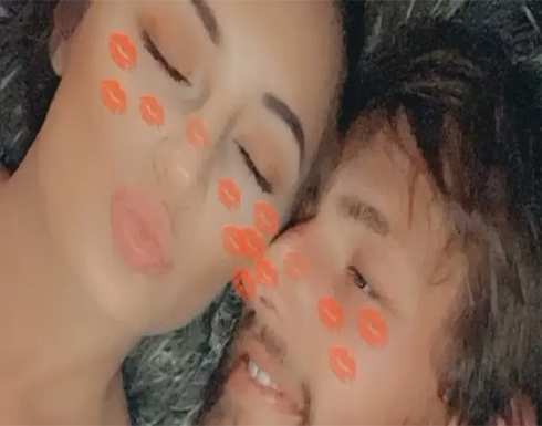 أغرقته بالرسائل والهدايا.. بالصور : شابة تدفع حبيبها السابق لحافة الانتحار بلندن أغرقته بالرسائل والهدايا.. بالصور : شابة تدفع حبيبها السابق لحافة الانتحار بلندن