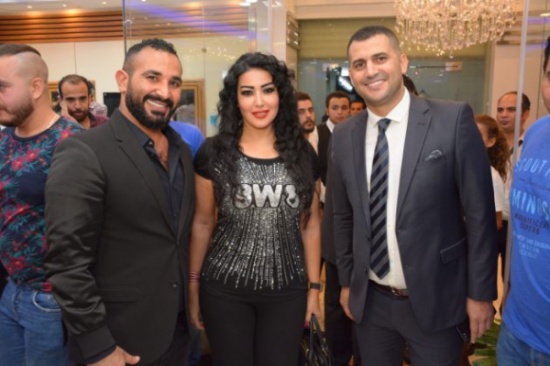 أحمد سعد وسمية الخشاب في ظهور جديد وقبلات على الملأ – بالصور أحمد سعد وسمية الخشاب في ظهور جديد وقبلات على الملأ – بالصور