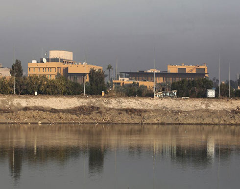 أنباء عن إصابات بالهجوم الصاروخي على سفارة أميركا ببغداد أنباء عن إصابات بالهجوم الصاروخي على سفارة أميركا ببغداد