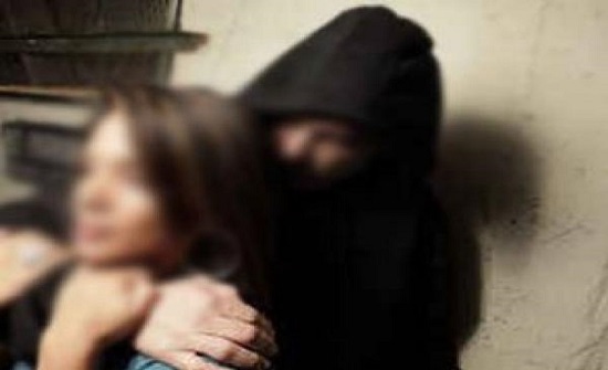 مصر : شاب يختطف خطيبته بعد رفض الأهل إتمام الزواج مصر : شاب يختطف خطيبته بعد رفض الأهل إتمام الزواج