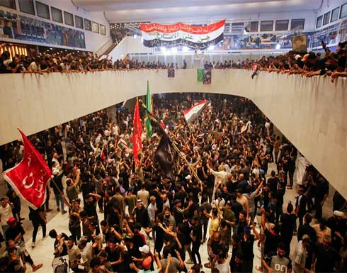 الصدر يطالب أنصاره بالتحول للاعتصام حول البرلمان العراقي والكاظمي يدعو لحوار شامل الصدر يطالب أنصاره بالتحول للاعتصام حول البرلمان العراقي والكاظمي يدعو لحوار شامل