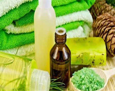 بديل للكيماويات.. أبرز الوصفات لعمل شامبو طبيعي في المنزل بديل للكيماويات.. أبرز الوصفات لعمل شامبو طبيعي في المنزل