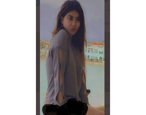 شاهد: انجي خوري تظهر عارية على البحر: "أفتخر بقلة الأدب..يارب اهديني" شاهد: انجي خوري تظهر عارية على البحر: "أفتخر بقلة الأدب..يارب اهديني"