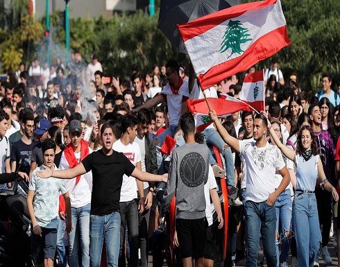 تحت ضغط الشارع.. برلمان لبنان يرجئ جلسته