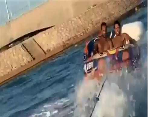 لحظة سقوط الفنان كريم فهمي في البحر من فوق قارب (فيديو) لحظة سقوط الفنان كريم فهمي في البحر من فوق قارب (فيديو)